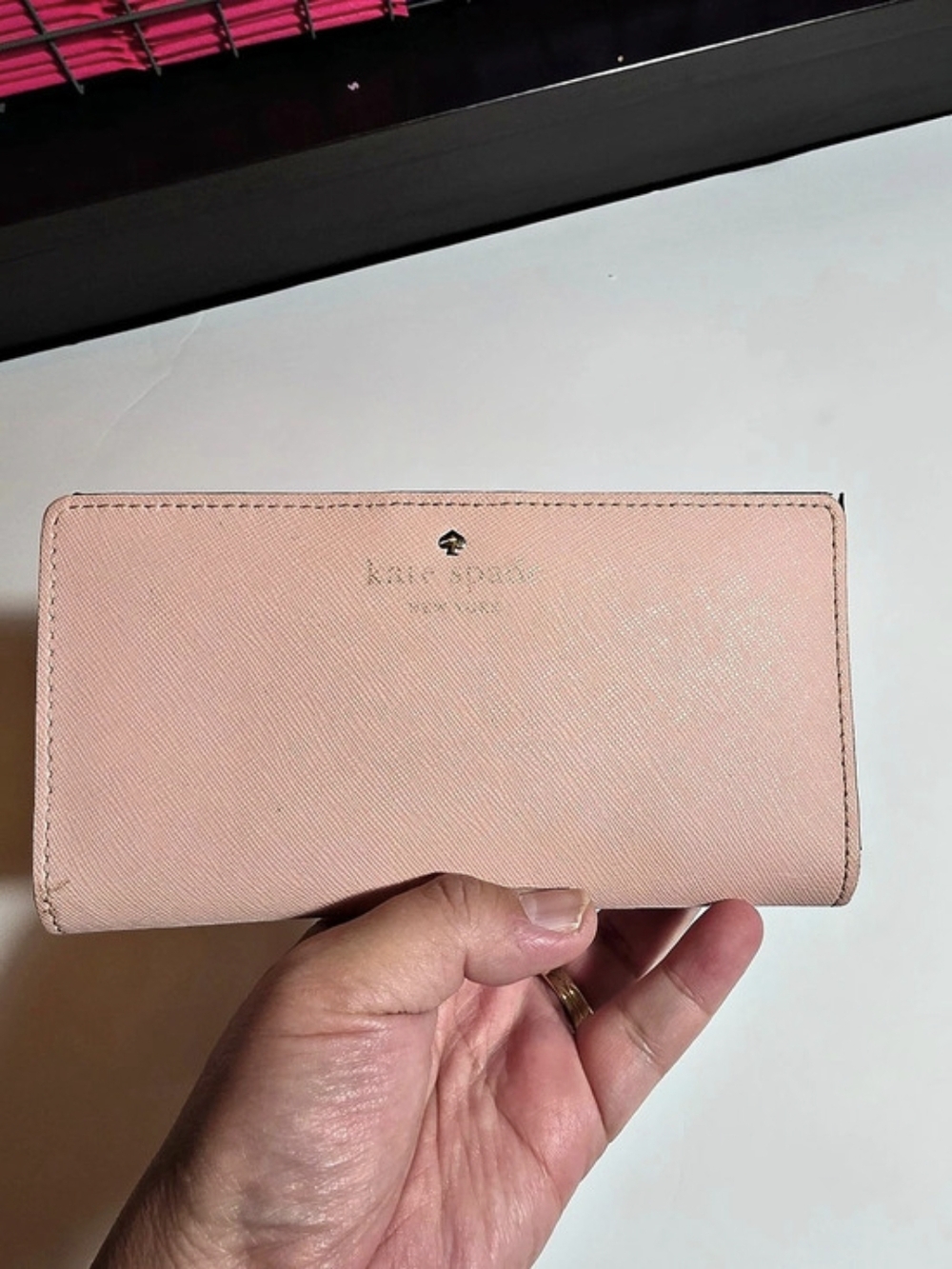 kate spade new york Zip Around Wallet in Pink & White